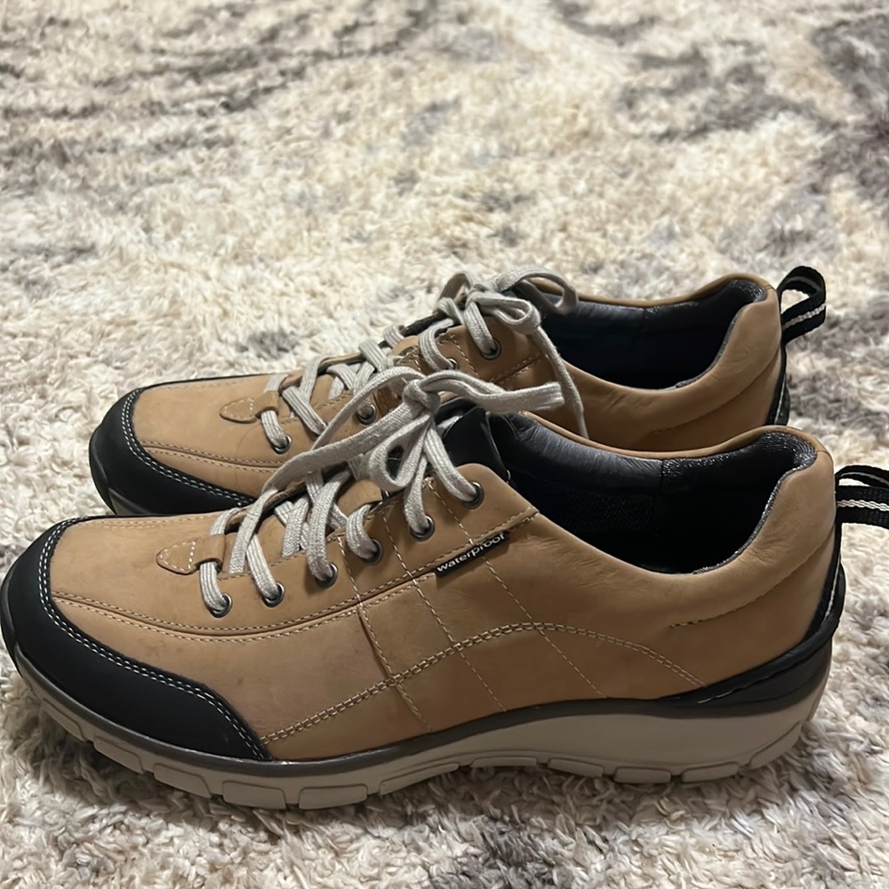 Men Clark shoes size 10